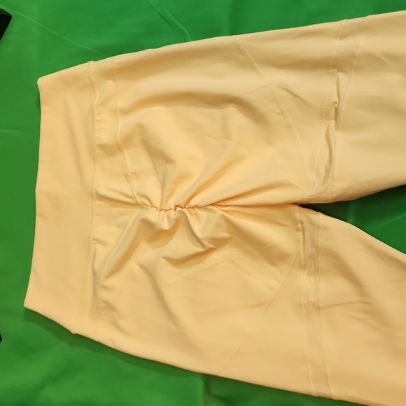 Gymshark Peach 🍑 High Waist  Leggings Multiple sizes - Picture 6 of 8